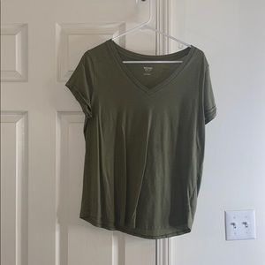 Mossimo tshirt